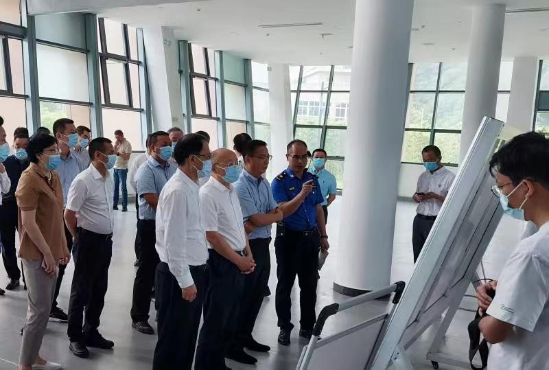 浙江省政協(xié)副主席周?chē)x蒞臨永嘉餐廚垃圾處置中心考察調研